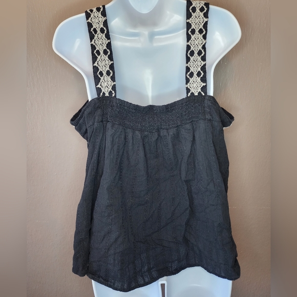 Universal Thread Embroidered Tank Top - Picture 3 of 6